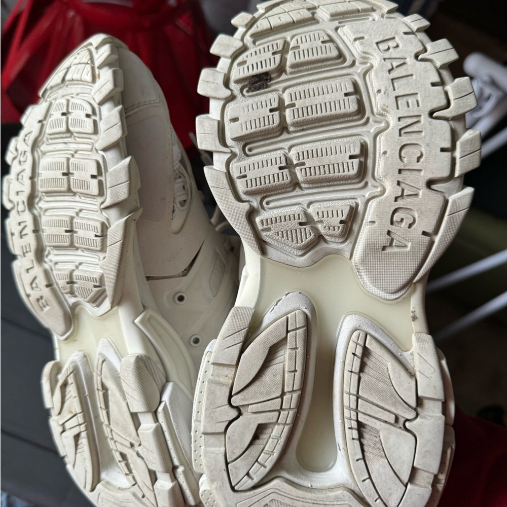 Balenciaga women sneakers.